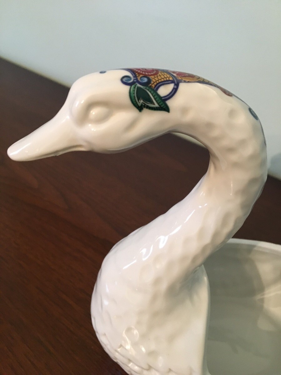 Elizabeth Arden Byzantium Swan Trinket Jewelry Holder Porcelain