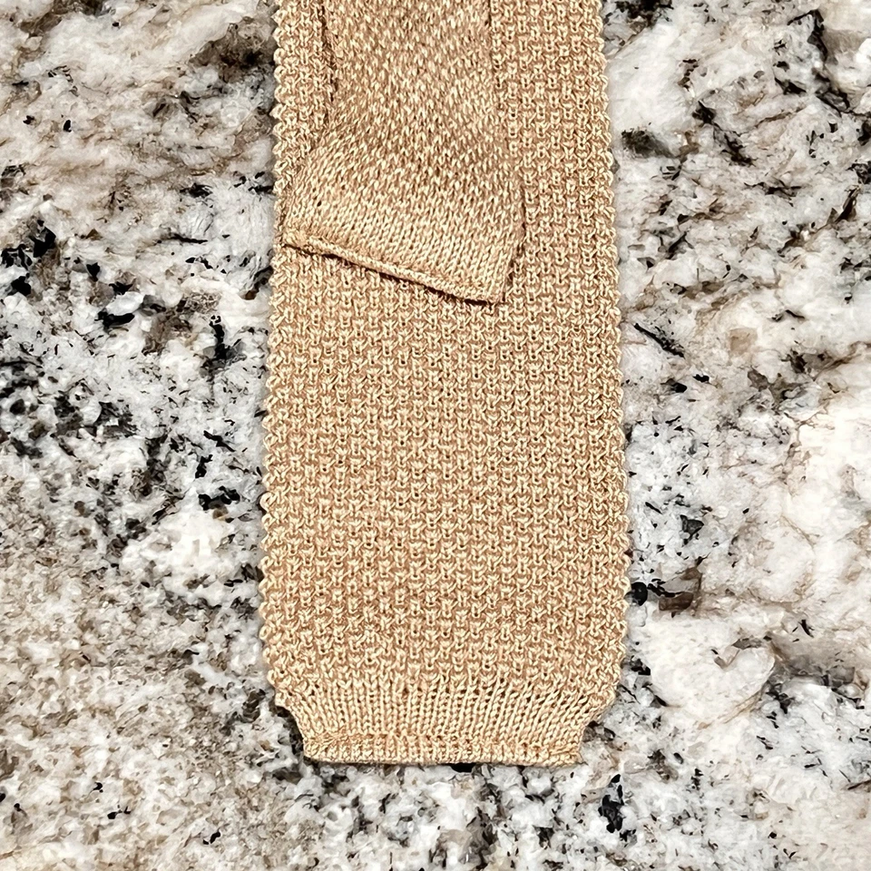 Винтажный Levi's вязаный галстук сделано исключительно для рубашек Levi's бежевый шампанское - Изображение 4 из 4