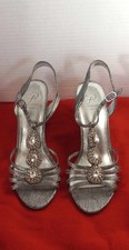 Adrianna Papell. Pewter Metallic. Rhinestone. Wedding Size 8 Sandal Shoes.