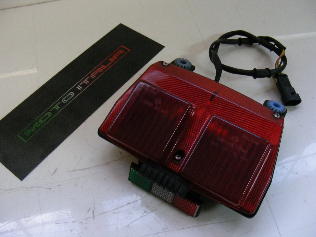 DUCATI 996 OEM REAR TAIL BRAKE LIGHT UNIT ASSEMBLY REFLECTOR 748 916 998
