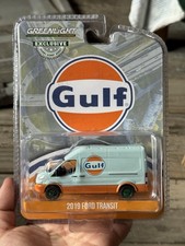 Greenlight CHASE 1:64 2019 Ford Transit Gulf OIL green Machine