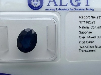 Deep Blue Sapphire - 2.38 Ct. - original ALGT Report and sealed