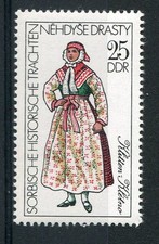 ALLEMAGNE DDR 1977 timbre 1888, COSTUME des SORABES, de KLITTEN, neuf**