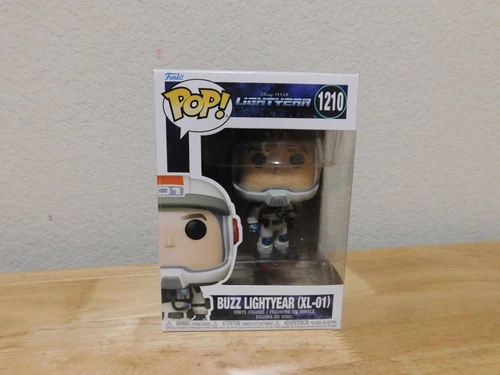 New Funko Pop Disney Pixar Lightyear #1210 Buzz Lightyear (XL-01) vinyl figure