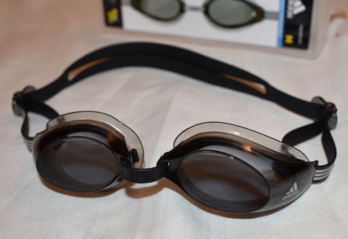 adidas Aquastorm Goggles training size M BlackSmoke adidas Aquastorm Goggles training size M BlackSmoke