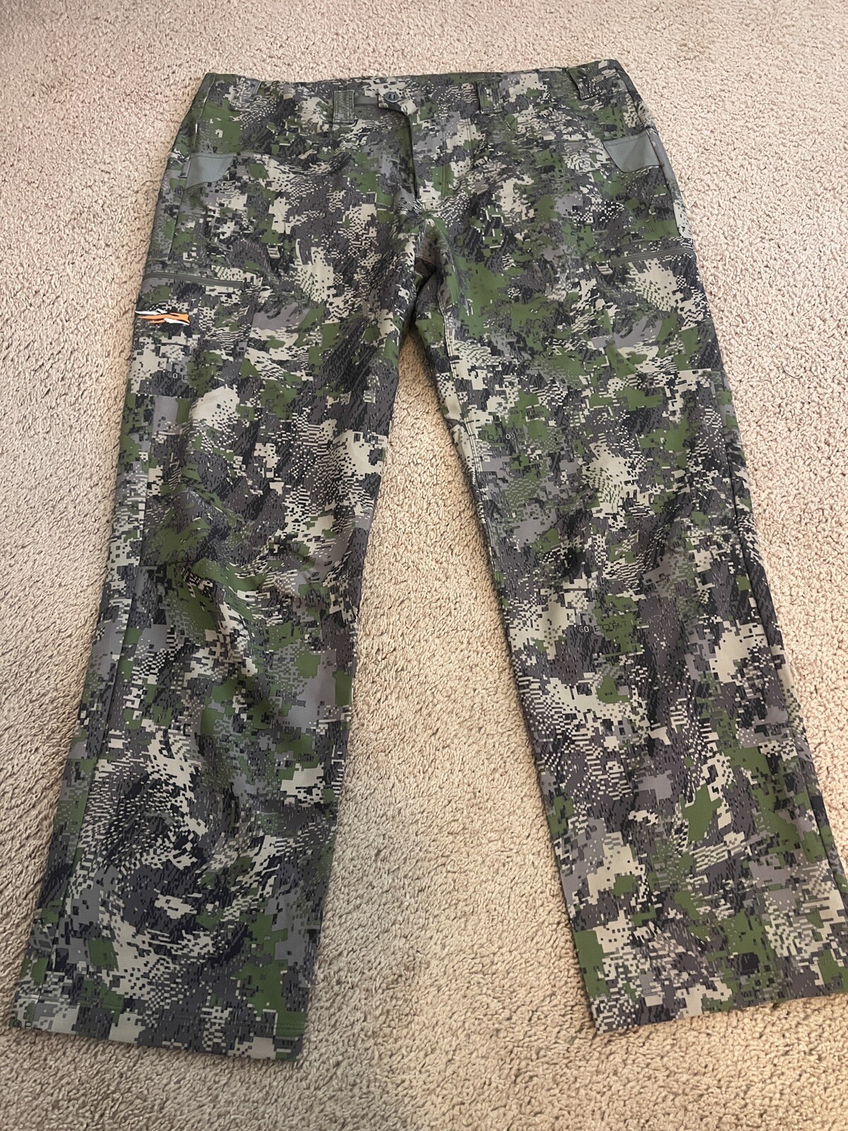 Picture 1 of 3