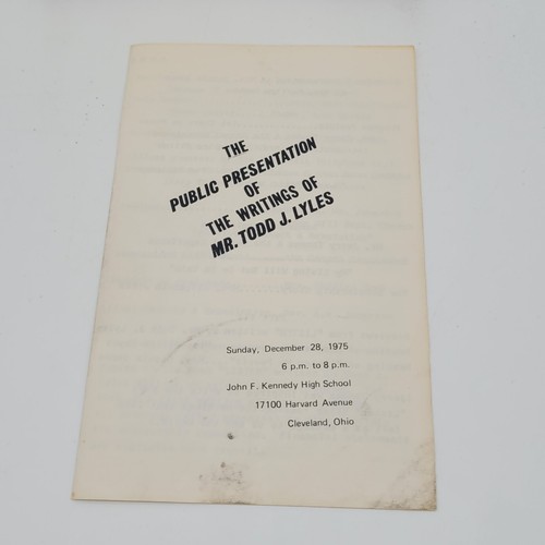 Rare Listen By Todd J. Lyles Book Of Poems Prose Philosophy 1975 First Edition - Picture 2 of 4