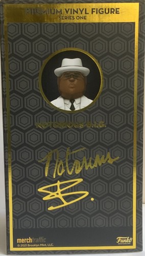 Funko Vinyl Gold 12” Biggie Smalls White Suit - Picture 7 of 7