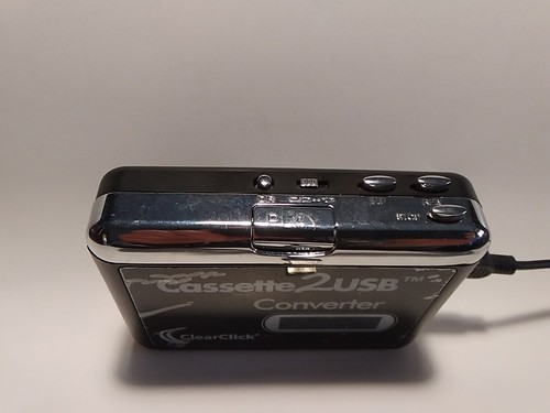 ClearClick USB Cassette Tape Converter Player - Picture 2 of 6