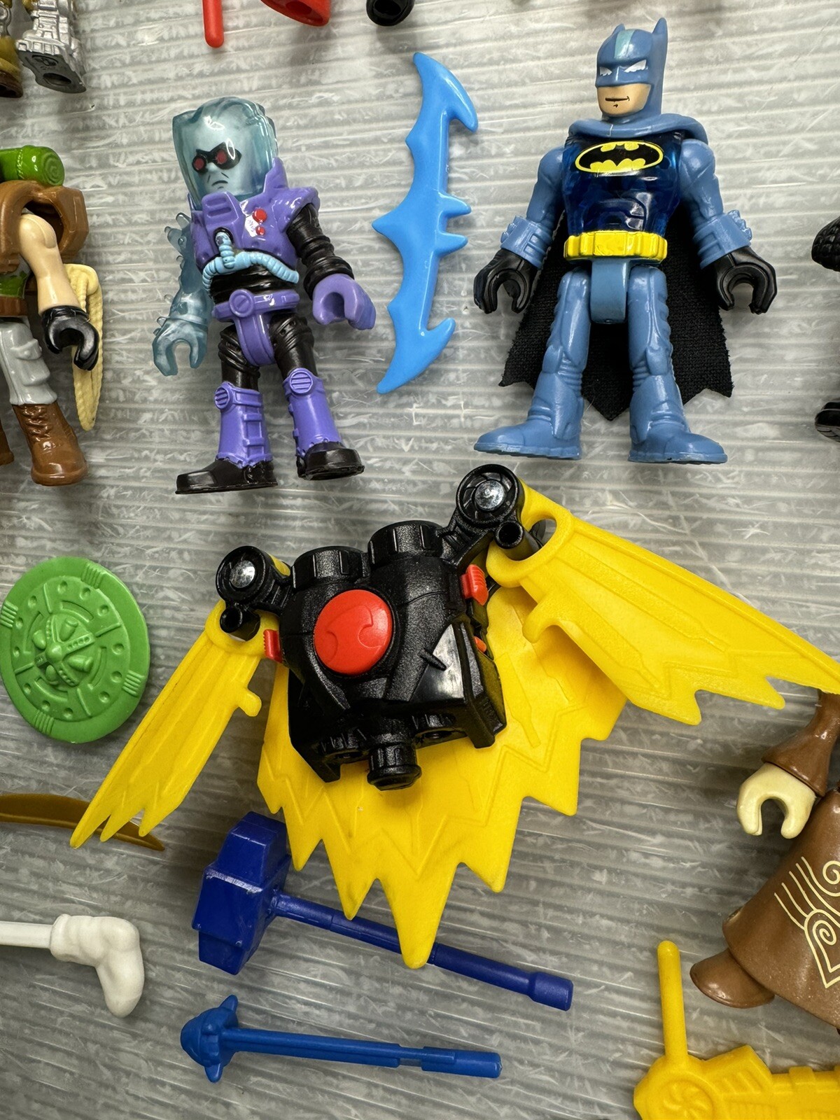 Picture 5 of 24
