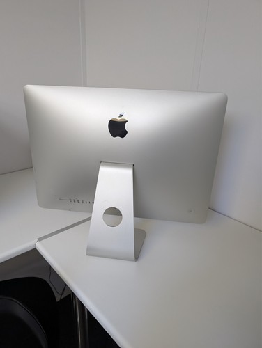 Apple iMac 21,5 pouces Retina 2019 1 To disque dur, 3,6 GHz Intel Core i3, 8 Go de RAM - *ENDOMMAGÉ* - Photo 5/9