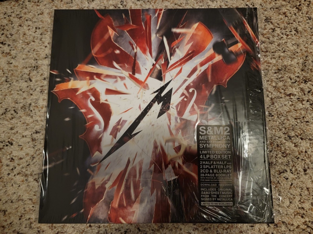 Metallica S&M2 Super Deluxe Limited Edition 1/500 Signed + Metallica S&M2 Super Deluxe Limited Edition 1/500 Signed +