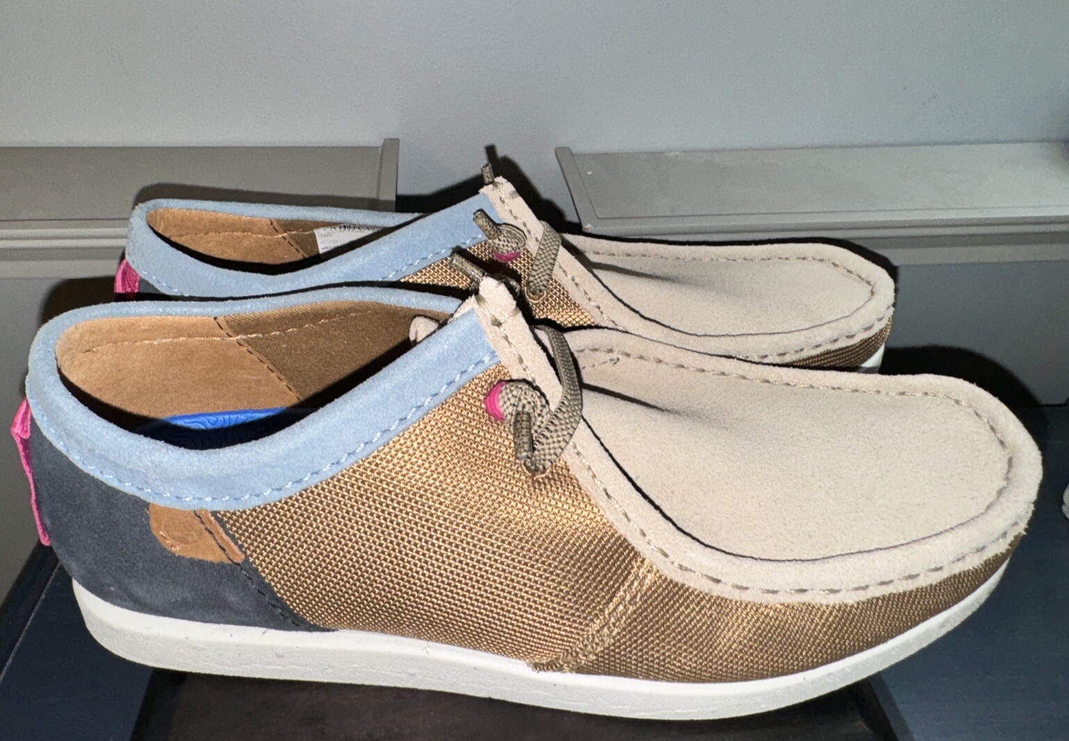 Picture 3 of 10