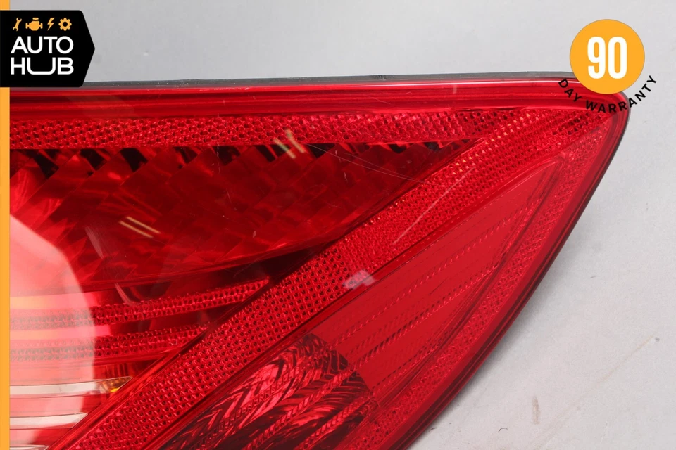 Lámpara de luz trasera lateral derecha del pasajero 11-14 Mercede W216 CL550 CL63 AMG OEM 74k Foto 3 de 4