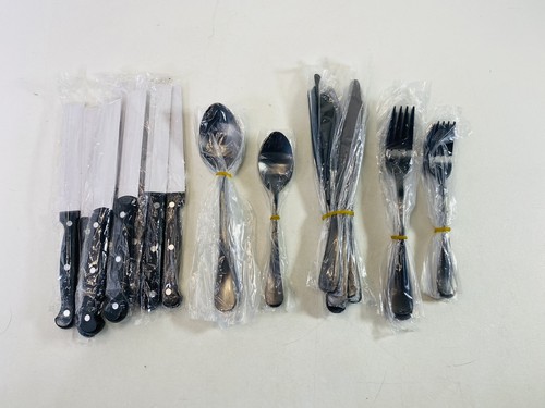 Black Silverware Set, Stainless Steel Flatware Set for 8, 48-Piece Cutlery - Picture 4 of 4