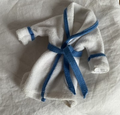 Barbie 1998 Bathrobe Boutique White Soft Cloth With Blue Trim And Tie Belt