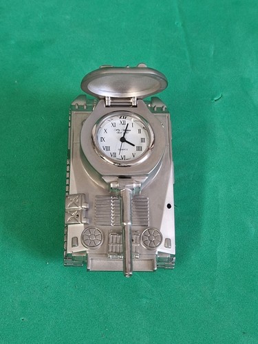 Desk Clock Tank Model W M Widdop Silver Finish desktop ornament d533 - Picture 6 of 8