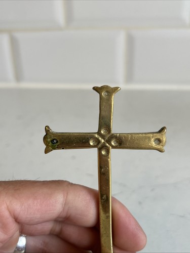 Vintage Brass Jesus Cross Crusifix - Picture 5 of 6