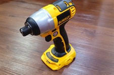DeWalt Model DC825 18V Impact Driver 1/4”  (Tool Only)