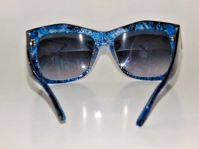 NEW MARCIANO BY GUESS SUNGLASSES - Image 4 of 4