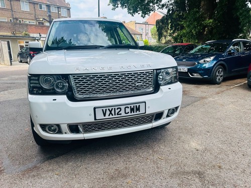 2012 Range Rover Vogue Autobiography 5.0 S/C V8 Petrol - Picture 4 of 9