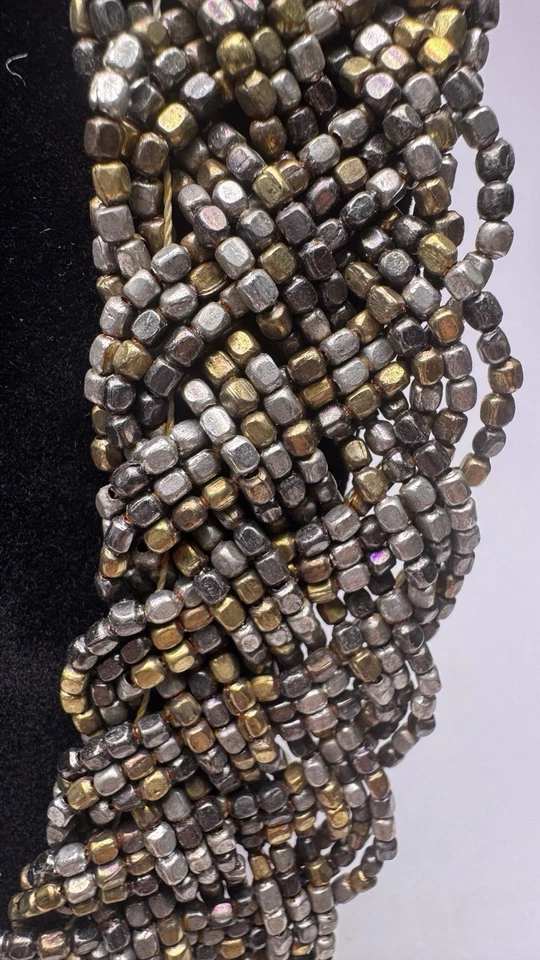 多股编织银色黑色金色铜玻璃种子珠厚编织项链 — 第 2/4 张图片