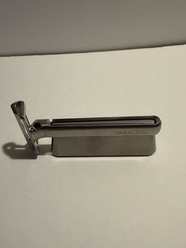 Oneblade Genesis Safety Razor And Stand