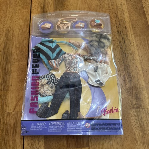 Fashion Fever Barbie Outfit G8996