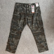 Wrangler Five Star Camo Pants Men  s Size 38x30
