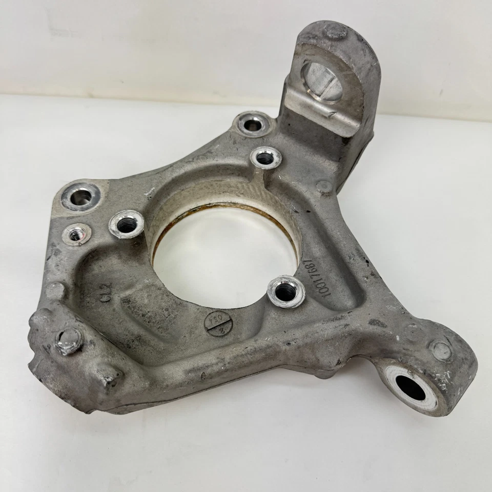 Jeep Wrangler 2018-2026 nudillo de dirección del conductor delantero izquierdo OEM 68388829AA Foto 2 de 4