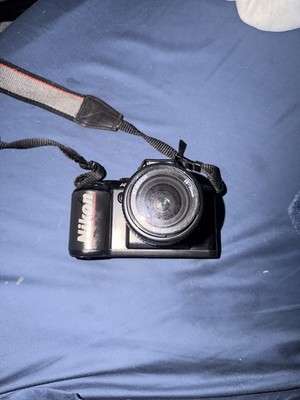 Nikon N50 35mm SLR Camera W/Nikon AF Nikkor Zoom 28-70mm Lens