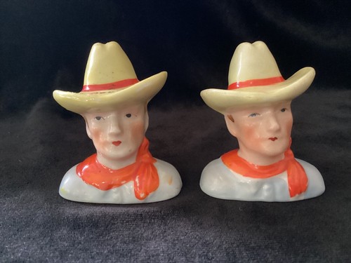 Besetztes Japan - Salz &/Pfeffer - Wasaga Beach, Kanada - Cowboys - Bild 1 von 6