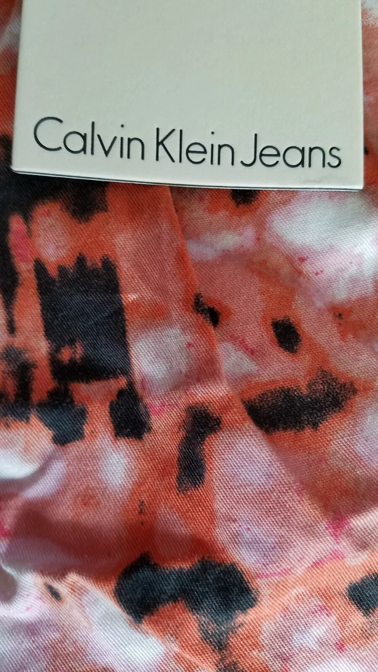 New CALVIN KLEIN Women's 27 or 3 / 4 Multicolor Print Pleated Cotton Shorts $59 - Imagem 3 de 4