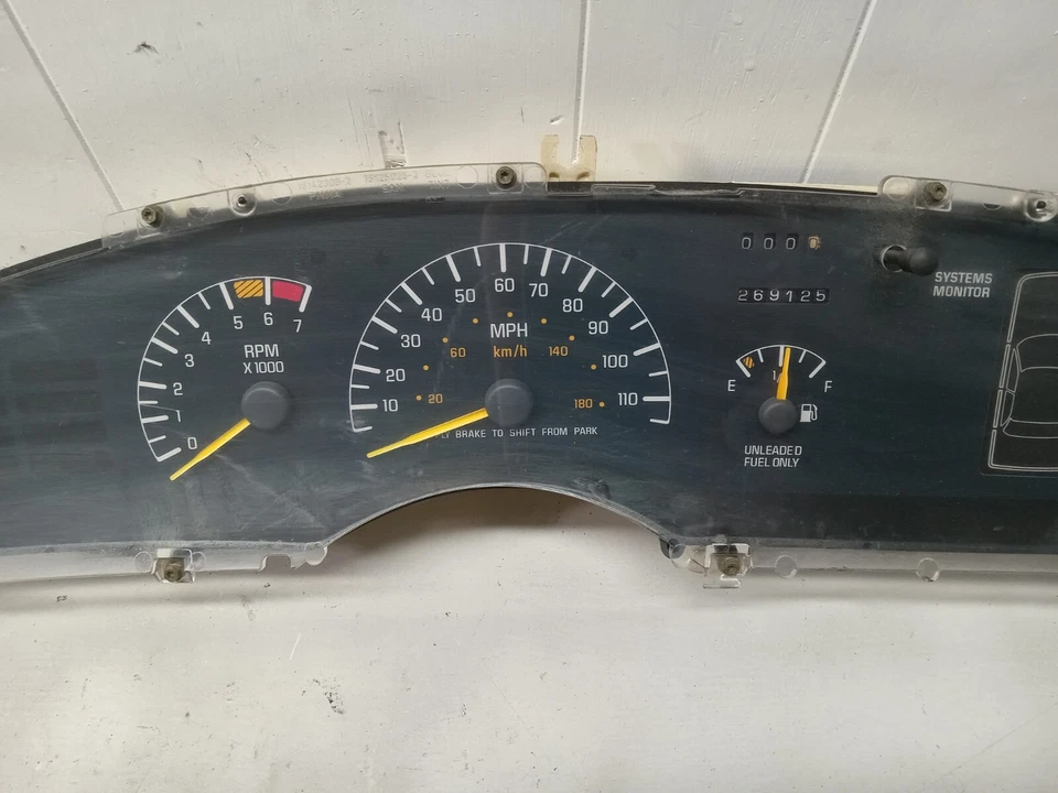 Cuadro velocímetro instrumento Pontiac Bonneville 1997-1999 OEM Foto 2 de 4