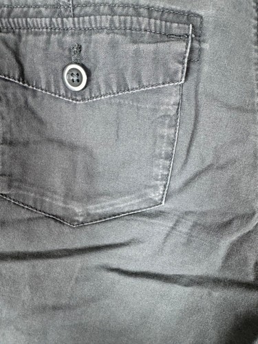 Pantalones cortos grises Eddie Bauer, talla 8 - Imagen 4 de 5