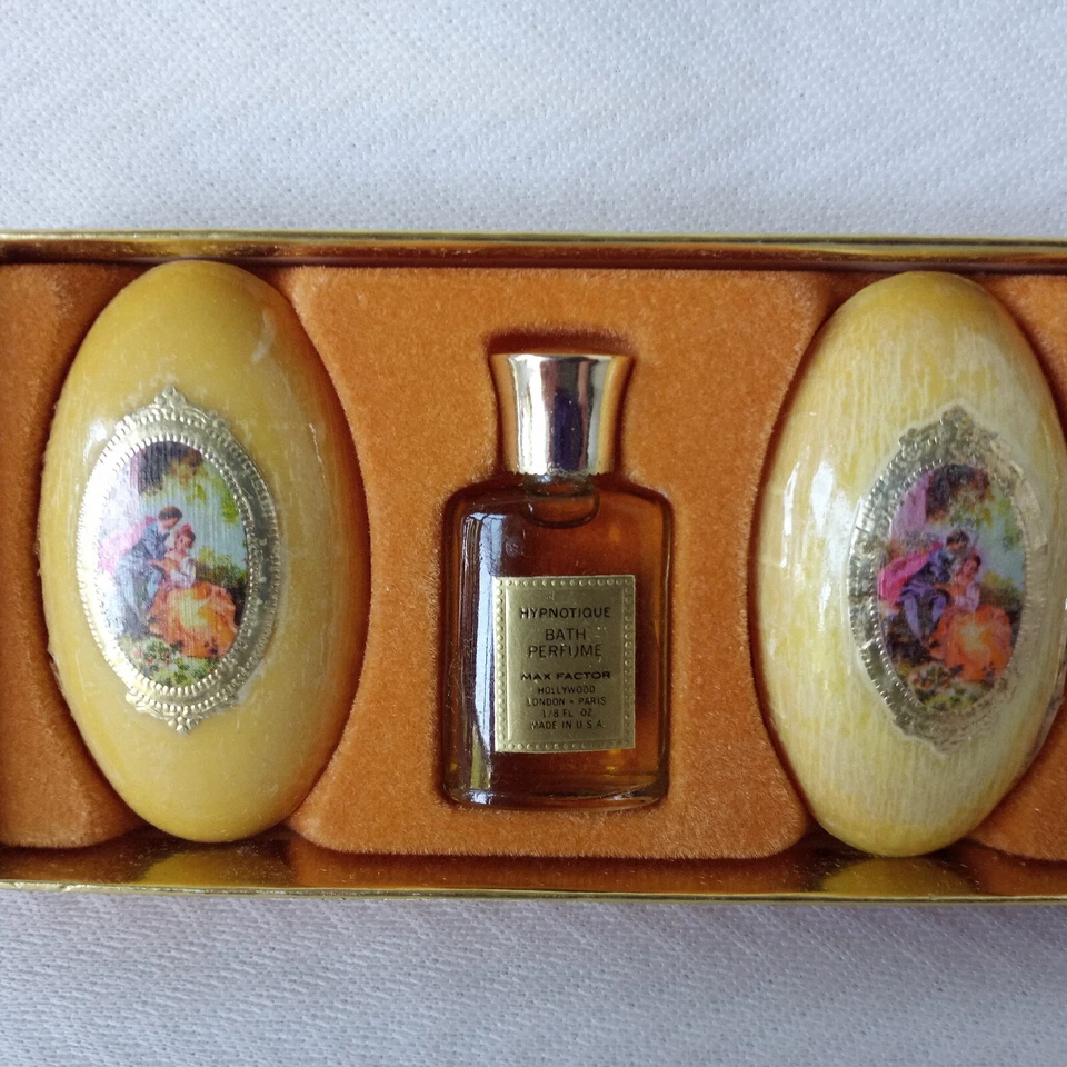 Juego de gala de baño de fragancia hipnótica Max Factor de colección Foto 2 de 4