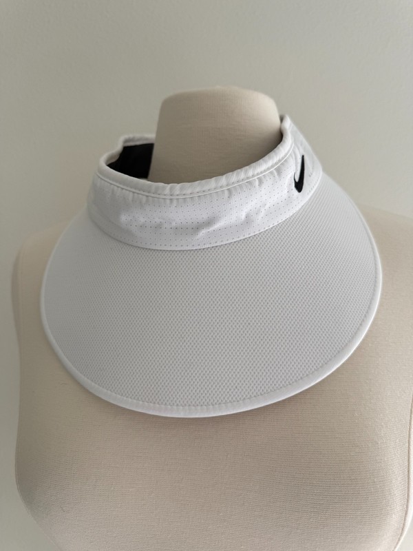 Nike Dri-FIT White Mesh Adjustable Visor Hat Unisex Tennis Golf Running
