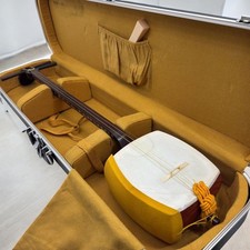 Chuzao Shamisen Japanese Traditional Musical Instrument with Hard Case Bachi
