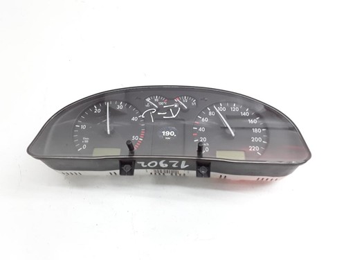 Volkswagen PASSAT 1996-2000 PASAT 5 Tacho Tachometer Kombiinstrument