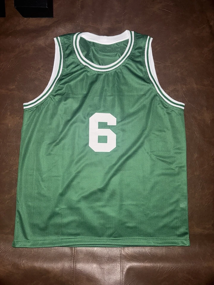 Camiseta personalizada autografiada por Bill Russell de los Boston Celtics (coleccionables de Hollywood) Foto 2 de 3