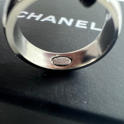 NWT 22C Chanel Classic CC Logo Silver Crystal Metal Ring Size 52