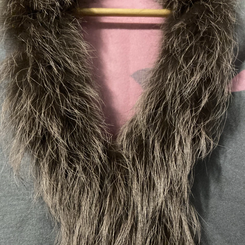 Pele Belle Fare prata real acabamento de raposa mistura de cashmere envoltório floral/cobertura - Imagem 3 de 4