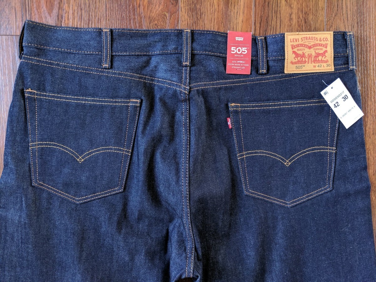 Levis 505 Mens Jeans Regular Fit Straight Leg 42 X 30 New Levis 505 Mens Jeans Regular Fit Straight Leg 42 X 30 New