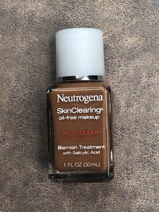 skinclearing liquid makeup