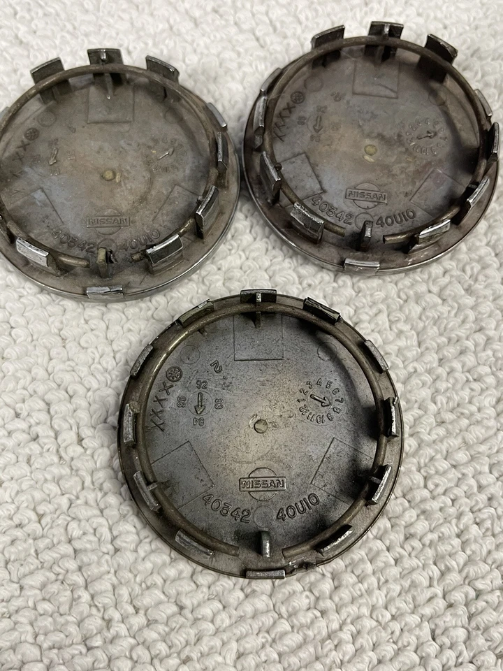 Tapacubos tapacubos Nissan Altima 1993-2001 OEM 4034240U10 cromado Foto 4 de 4