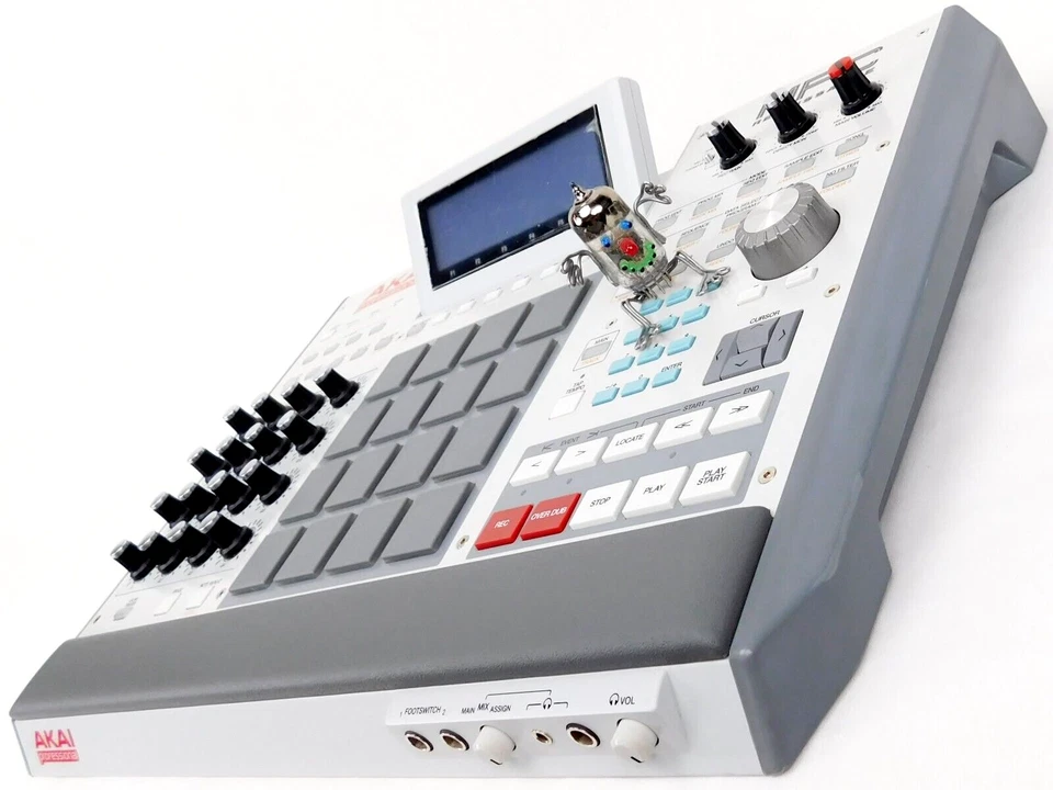 Akai MPC Renaissance Sampler Synthesizer + Sehr Gut +OVP + 1.5Jahre Garantie - Bild 4 von 4