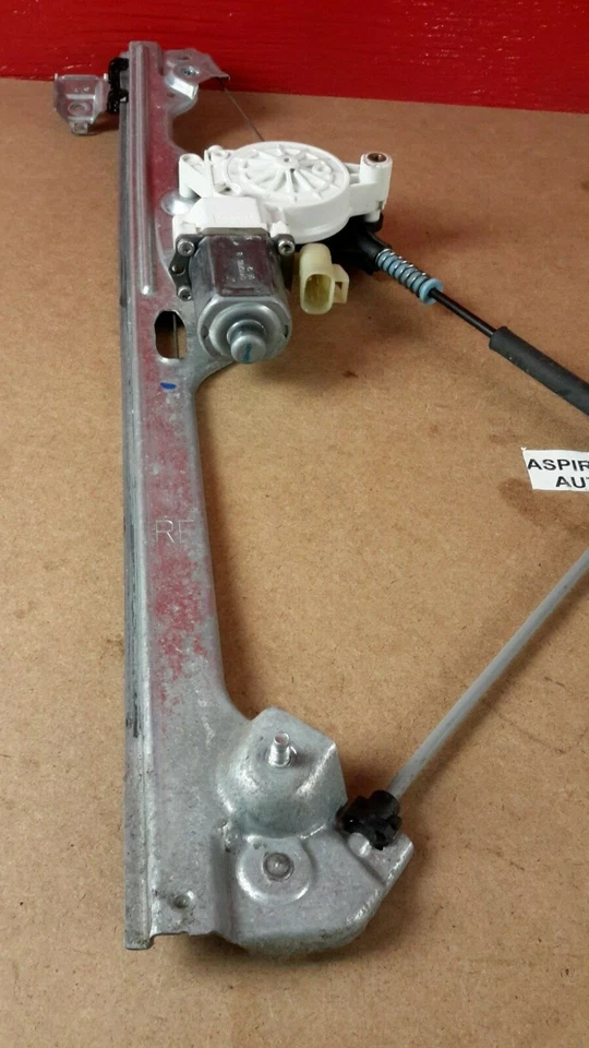 2007-2013 Chevrolet Avalanche Front Right Side Door Window Motor & Regulator OEM - Image 3 of 4