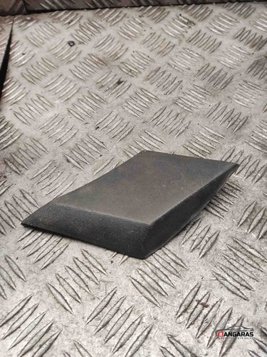 VW PASSAT B3/B4 3A2, 35I Kotflügelzierleiste hinten rechts 357853535 29402445