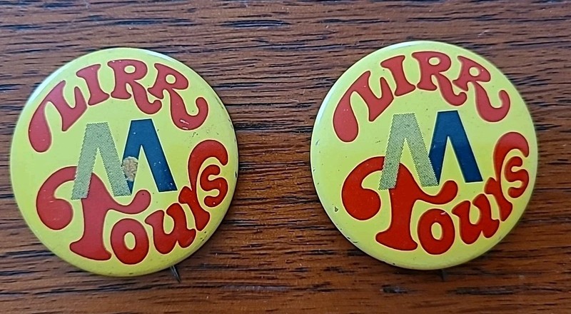 Vintage 1970s LIRR Long Island Rail Road M Tours Pinback Buttons Lot of 2