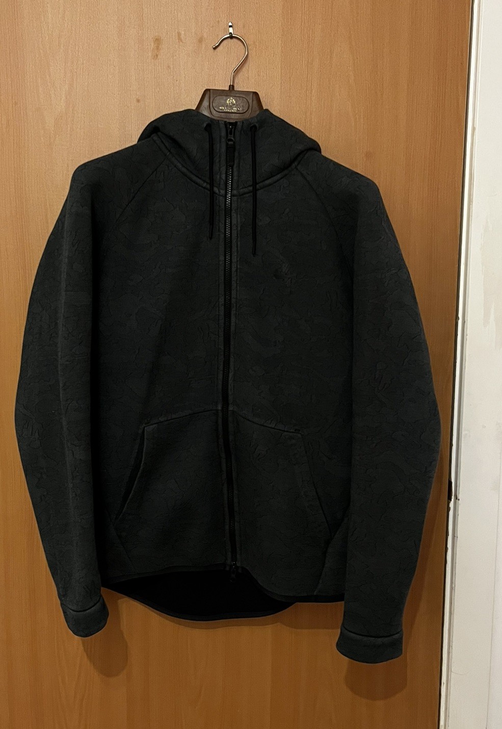 NIKE TECH FLEECE CAMO HOODIE WINDRUNNER STEALTH MENS SIZE L GENUINE RARE VGC image 2